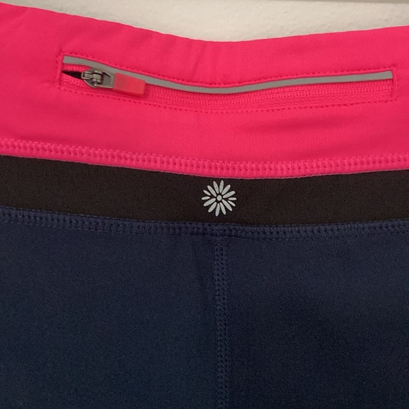 Workout set by Tangerine. Size Small - Picture 9 of 14